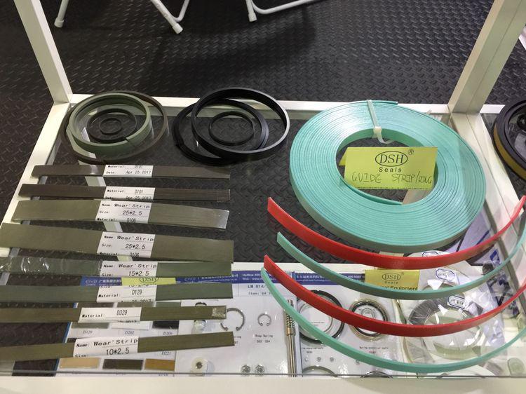油缸、氣缸導(dǎo)向帶、導(dǎo)向環(huán)（油缸、氣缸密封件）