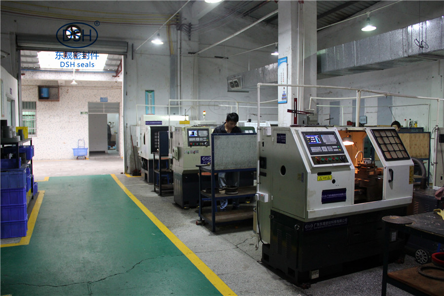 數(shù)控車床（自動(dòng)化機(jī)床；CNC lathe）